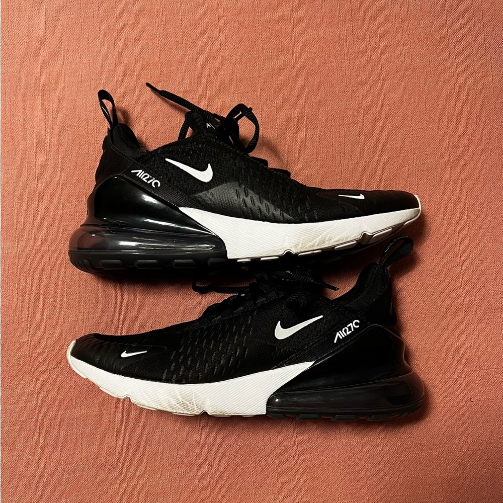 Nike Air Max 270- Women’s 8.5